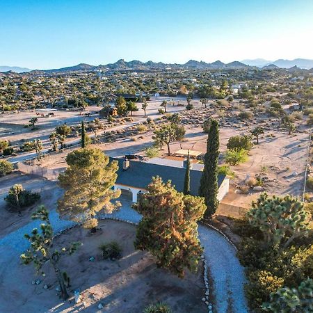 Dez-Art Retreat Villa Yucca Valley Exterior photo