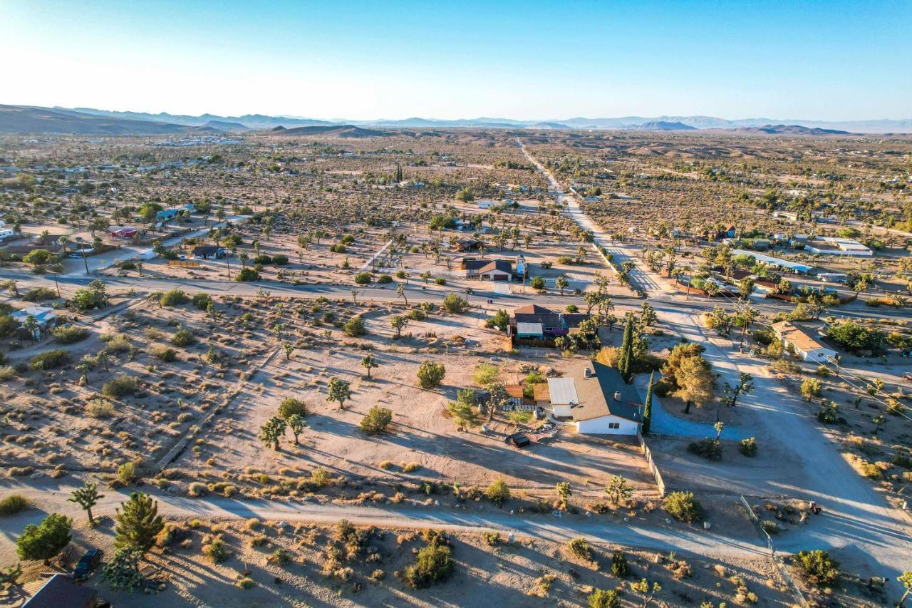 Dez-Art Retreat Villa Yucca Valley Exterior photo